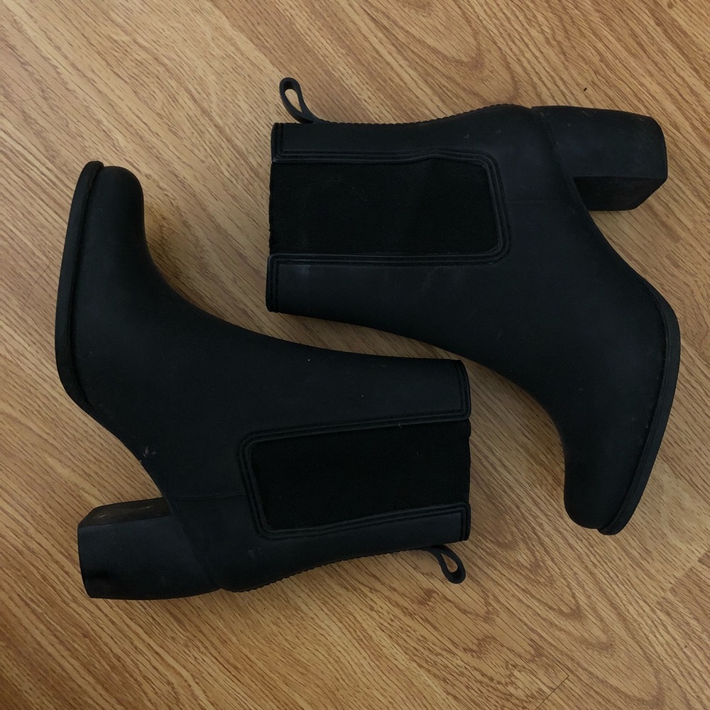 Jeffrey Campbell rain boots 🌿